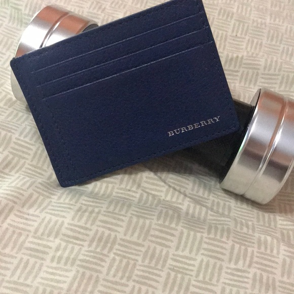 Grainy Leather Money Clip Card Case - Picture 3 of 3